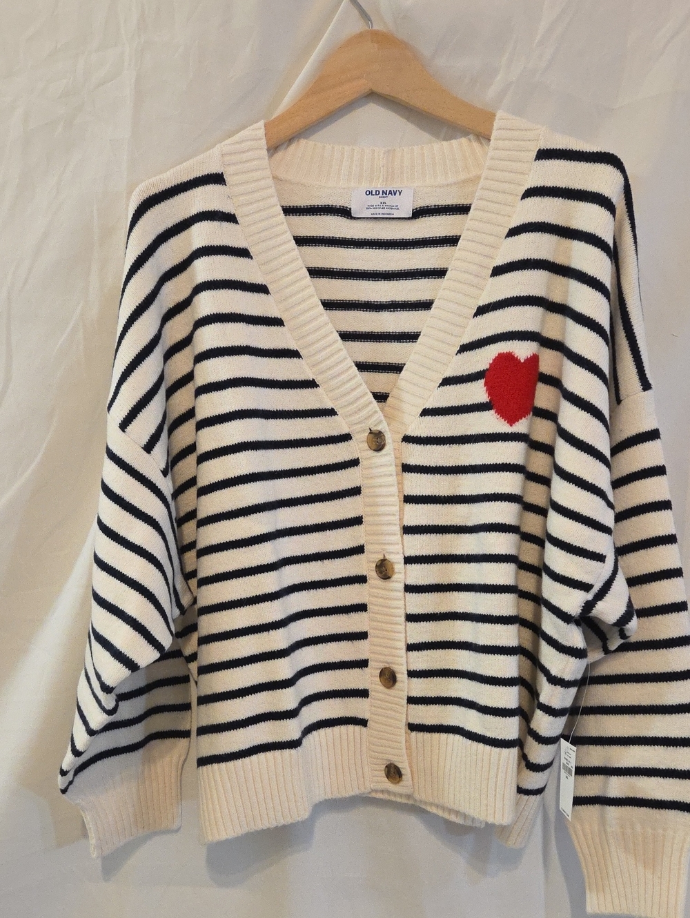 Old Navy SoSoft V‑Neck Valentine Cardigan Sweater